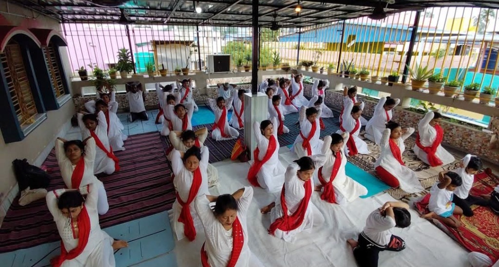Yoga class at Yoga Life